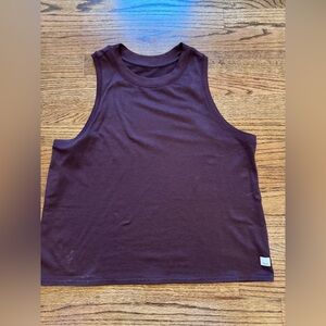 Vuori Energy Tank Maroon Size M